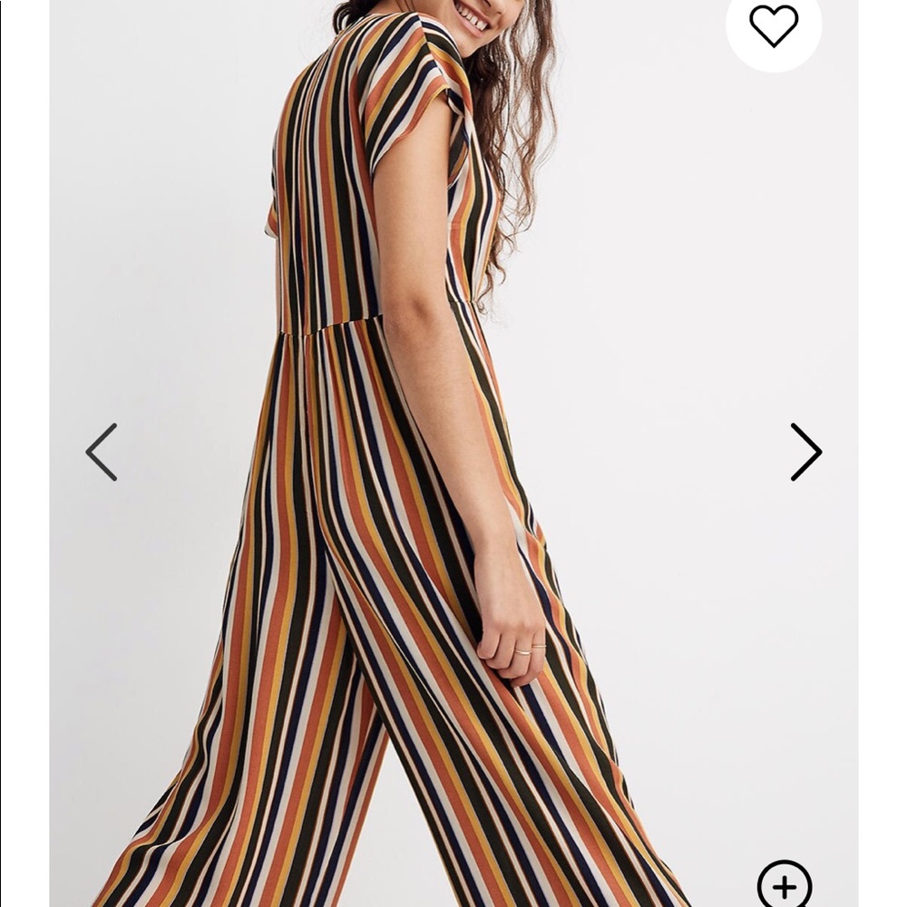 NEW • Madewell • V Neck Button Front Jumpsuit 4 - Picture 3 of 7